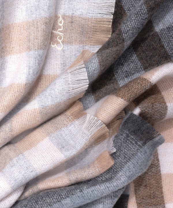 Quarter Check Wrap - Image 13