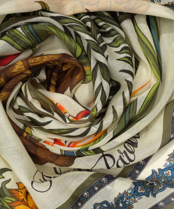 Palma Paradisi Square Scarf - Image 4
