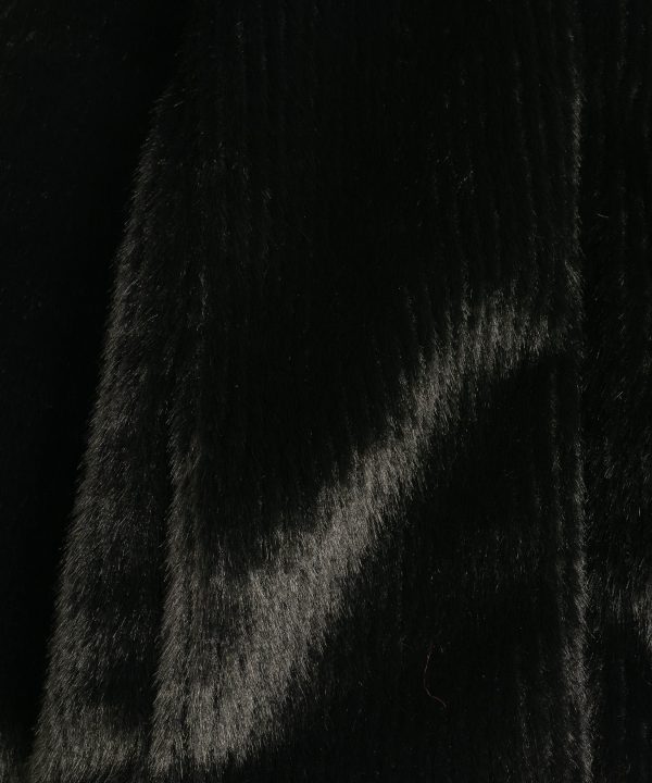 Collarless Fur Jacket With Raglan Sleeves - Image 10