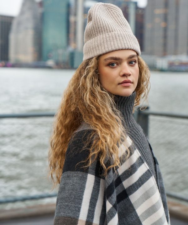 Basic Cardigan Stitch Beanie - Image 6
