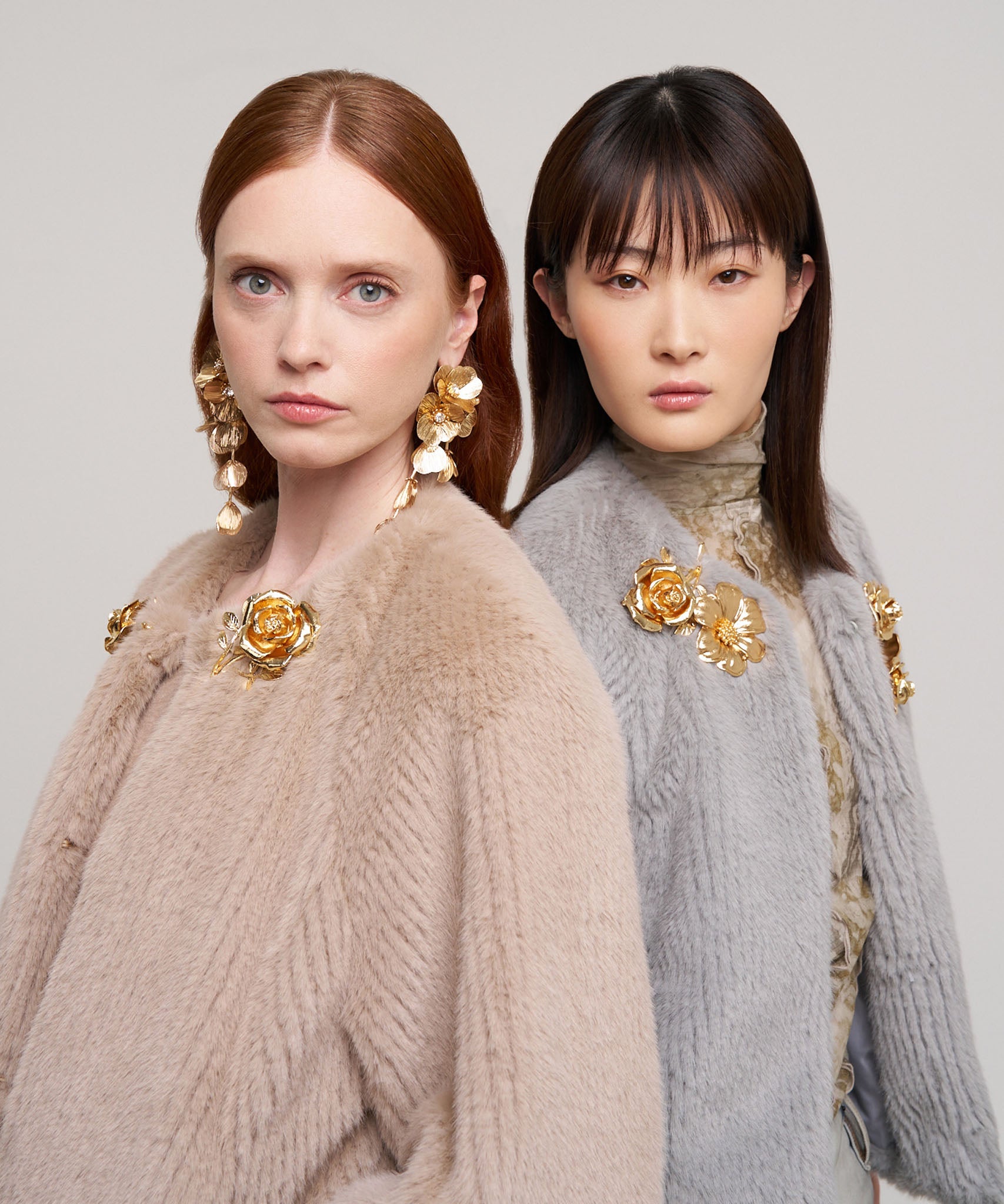 Collarless Fur Jacket With Raglan Sleeves - Image 6