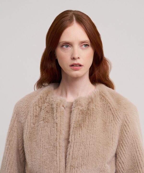 Collarless Fur Jacket With Raglan Sleeves - Image 17