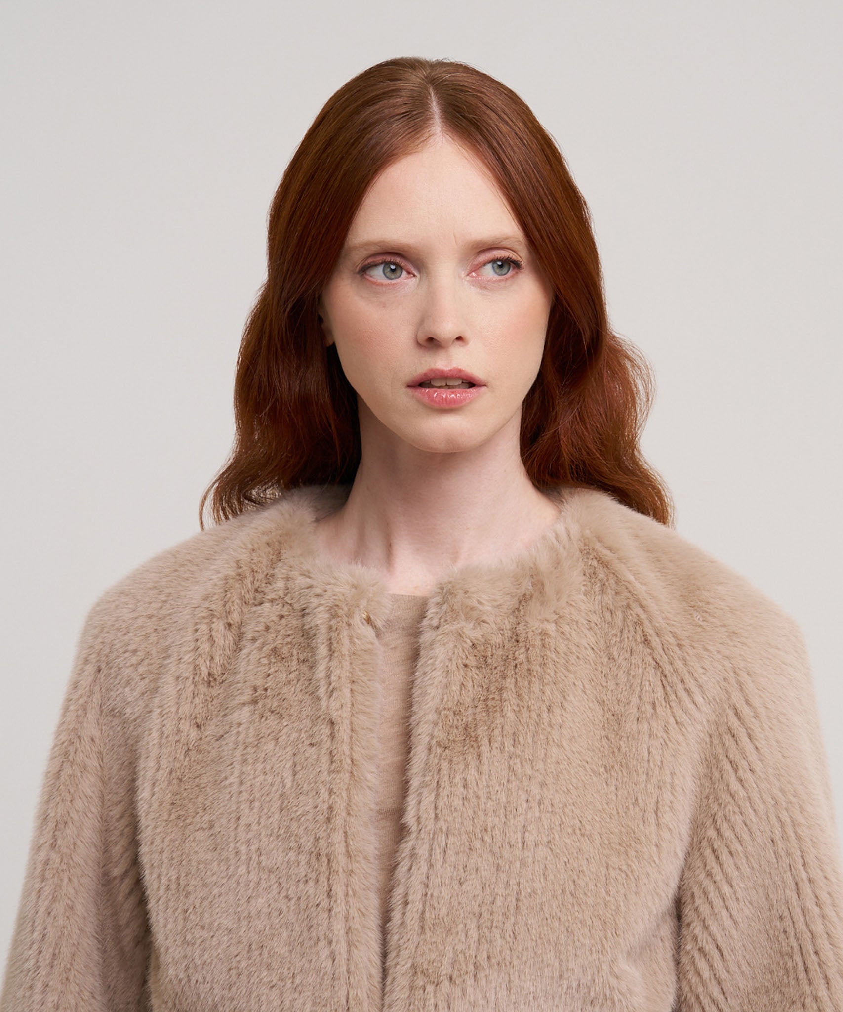 Collarless Fur Jacket With Raglan Sleeves - Image 17