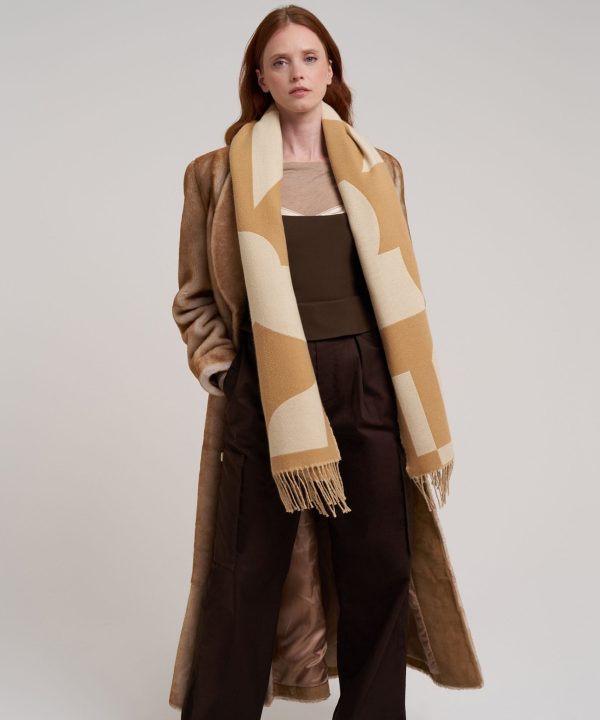 Geo Double Face Jacquard Scarf - Image 5