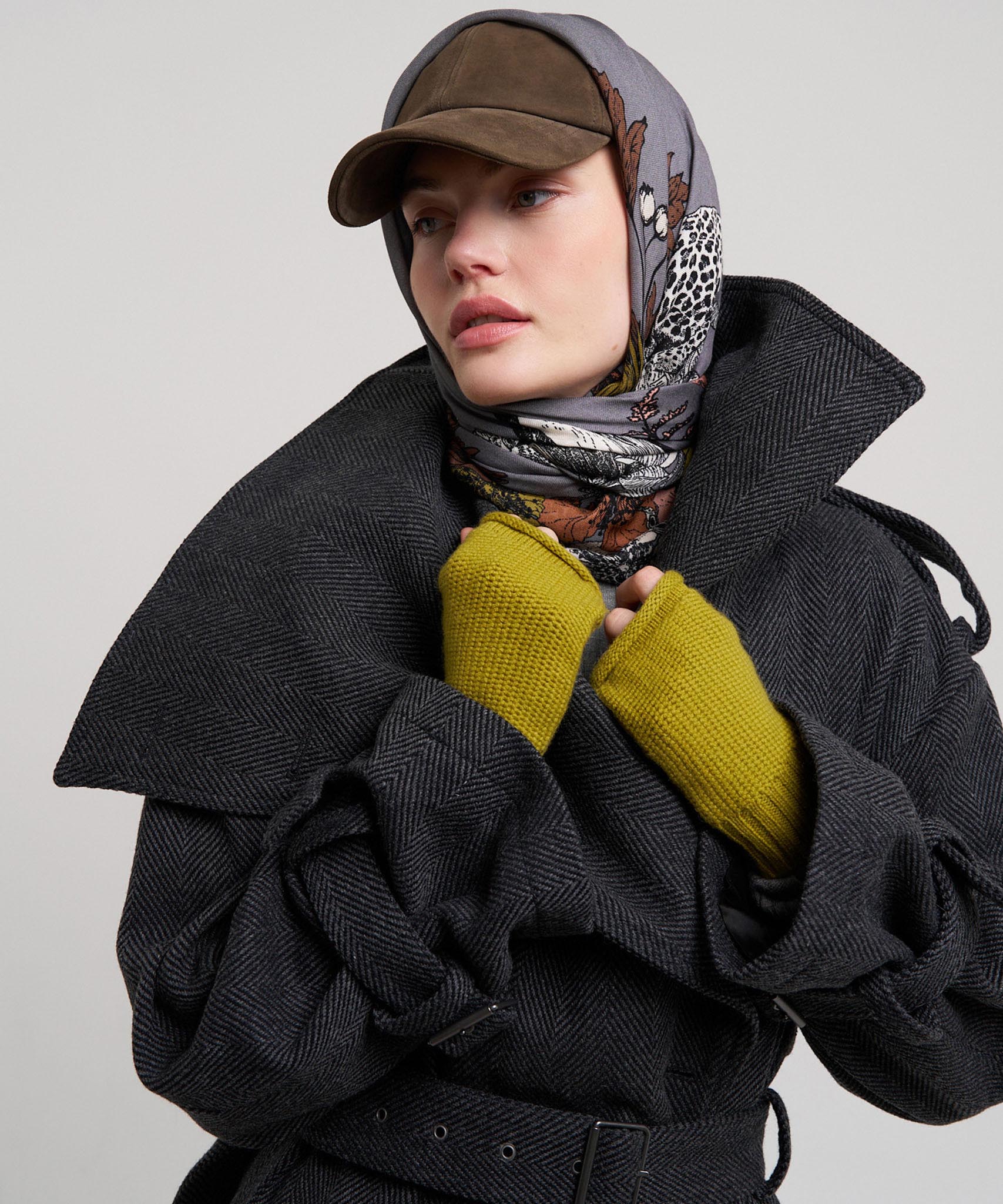 Central Park Square Scarf - Image 5