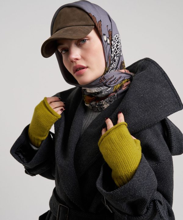 Central Park Square Scarf - Image 2