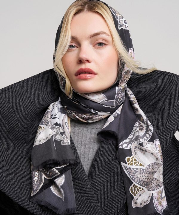 Snow Leopard Silk Wrap - Image 5