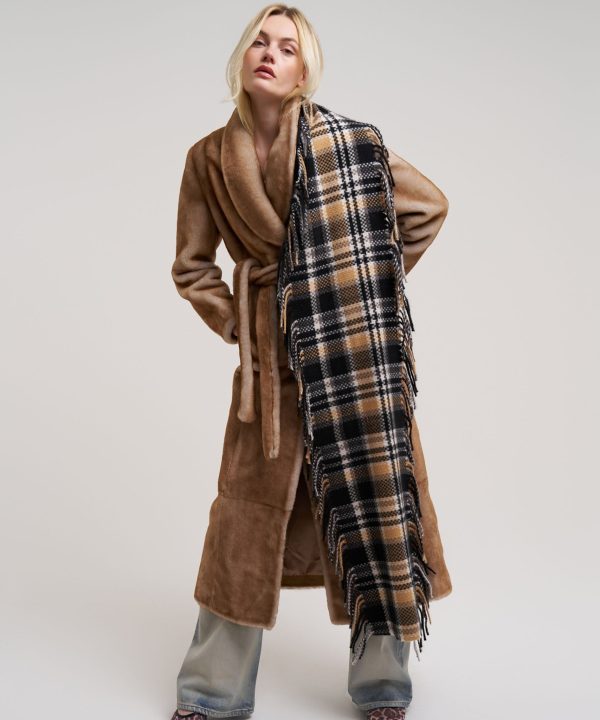 Vintage Plaid Side Fringe Scarf - Image 7
