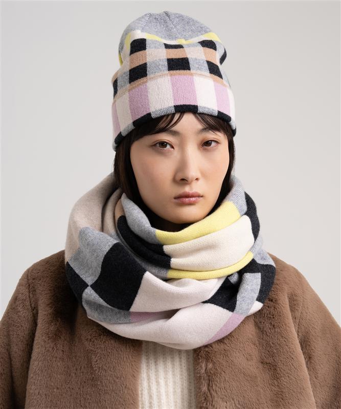 Merino Wool Geo Jacquard Beanie - Image 2