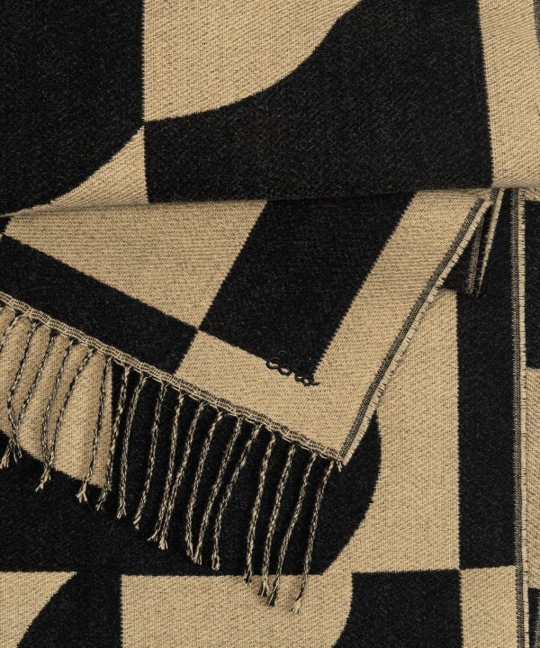Geo Double Face Jacquard Scarf - Image 9
